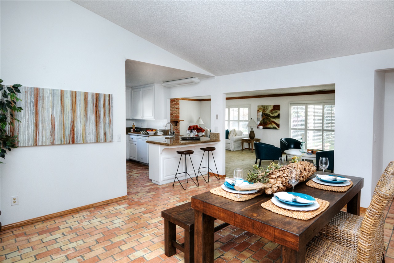 1451 Ivyglen Drive Encinitas CA 92024